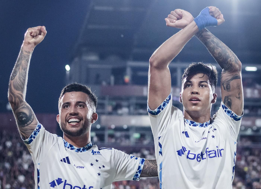 Cruzeiro vence Lanús e garante vaga na final da Copa Sulamericana